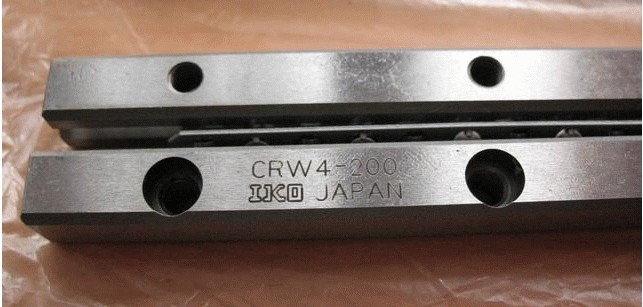 IKO交叉滚子导轨 CRW6-150SL CRW6-200 CRW6-200SL